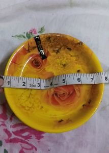 Fiber Plates With Beautiful Flower Design