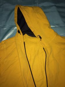 OLD NAVY UNISEX YELLOW ZIP-UP HOODIE