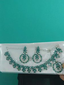 Peacock Green  Neckset Earrings And Mangtikka