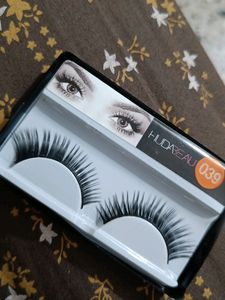 Fake Eyelashes