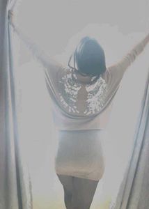 Stylish light brown sweat shirt