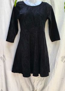 1656. CUTE VELVET FROCK