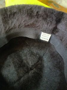 Fluffy Brown Hat it&#39;s like new n imported quality