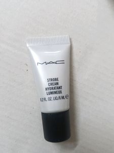 🤯Price Dropped 🎊Mac Strobe Cream