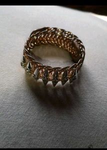 Braceletss