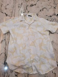 Patterned Men&#39;s Shirt