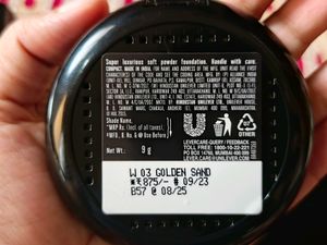 Lakme Absolute Wet N Dry Compact