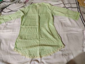 A Short  Kurti, T Shirt For Girls.