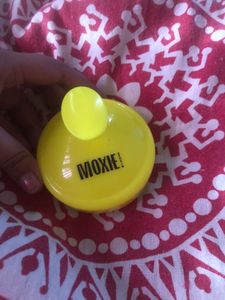 Moxie scalp massager