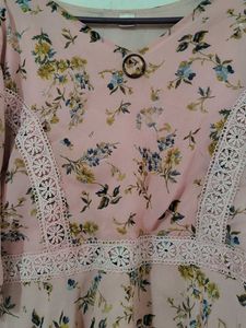 womens floral top