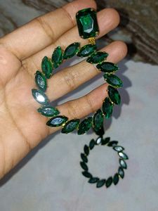 Green Emerlad Earing