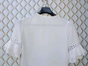 New With Tag Premium White Korean Pullover