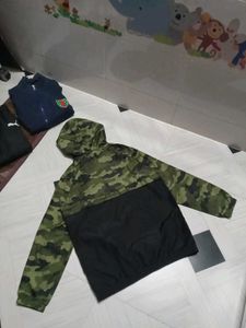 Champion Camo Windbreaker (Active jacket)