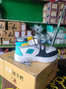 Stylish Kids High-Top Sneaker 3y-10y Boy 7-10 Size