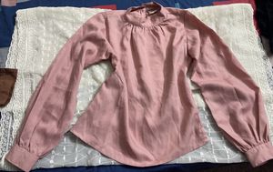 Wknd Blouson Top With Puff Sleeves🎀🩷