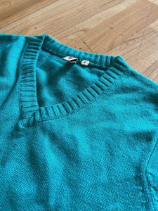 Beautiful wooden cute sweater Top