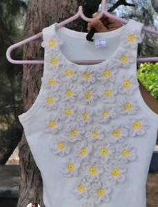 H&amp;M WHITE TANK TOP