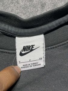 Vintage Nike Sweatshirt