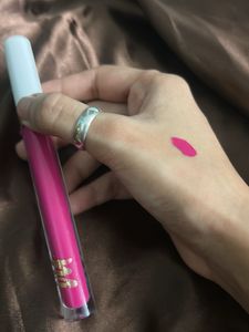 MYGLAMM Lipstick