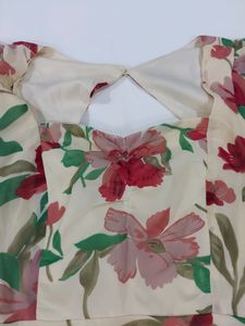 Multicolour Floral Sweetheart Neck Peplum Top