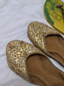 Ethnic Jutti &amp; Flip Flops
