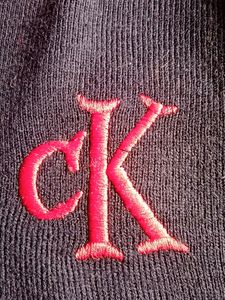 BRAND NEW-CALVIN KLIEN SWEATER