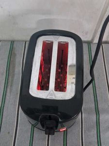 Black Two-Slice Toaster