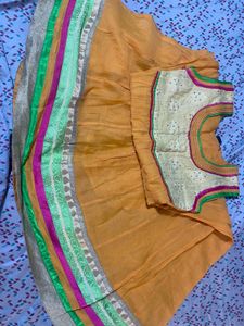 Yellow Anarkali, Duppata