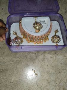 Peach Stone Jewelry Set