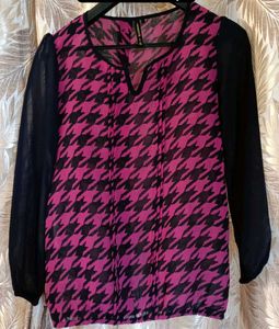 Chic Houndstooth Blouse