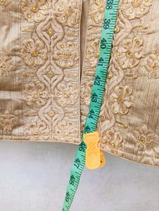 Elegant Gold Embroidered Kurta