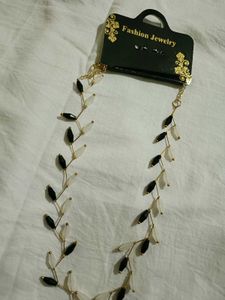 Leaf Beaded Necklace