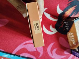 Blue Heaven Foundation &amp; Compact Powder