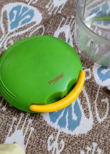 Prestige Vegetable Chopper ( thread loose h)