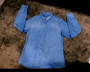 2 Set Quality Women shirts &amp; jeans
