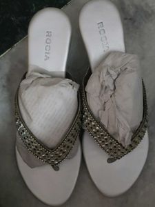 Indian Silver Heels