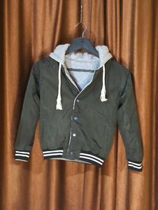 Reversible Hooded Jacket with Multiple pockets Siz