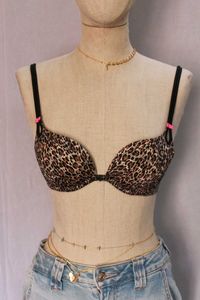 Victoria&#39;s Secret Leopard Print Bra