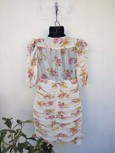 MILEY+MOLLY Floral V Neck Ruched Dress