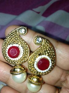 🎀Brand New 🎁 Brass Red Stone Studded Paisley Mot