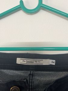 Black Jeans for Women – Stretchable &amp; Perfe