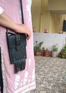CUTE SLING BAG FOR DAILY USE