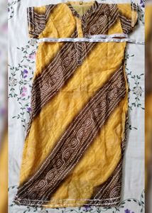 Bright Yellow Geometric Patterned Kurta (Women)