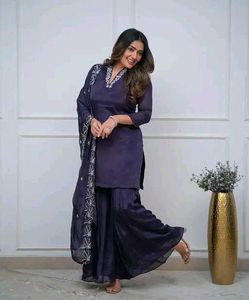 Attractive Kurta Set with dupatta.(S,L,XL,XXL)