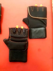 Combo Pack Of 4 Hand GLOVES