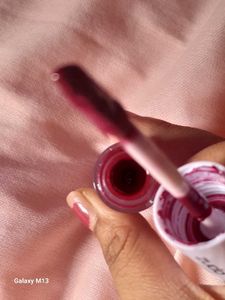 Swiss Beauty Lip Liner + Zudio Butter Daze Li