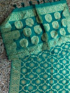 Emerald Green Brocade Dupatta