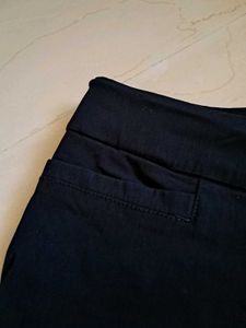 Men&#39;s Black Short