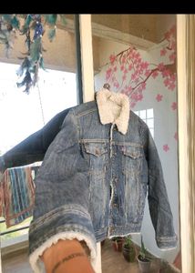 Levi's Premium Denim Sherpa Trucket Jacket