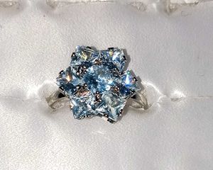 This ring looks gorgeous on your finger